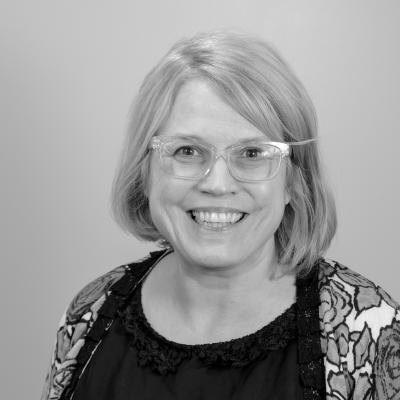 Photo of Teresa Vadakin smiling at the camera